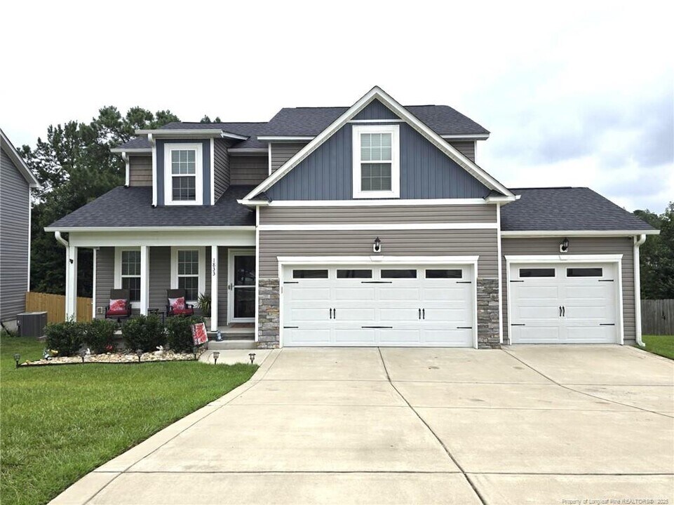 1833 Gentle Bend Way in Fayetteville, NC - Building Photo