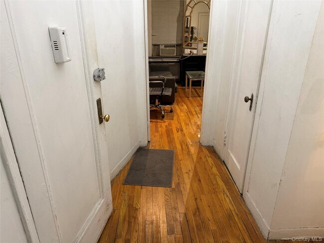857 9th Ave in New York, NY - Building Photo - Building Photo