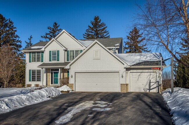 property at 1579 Stoneridge Cir