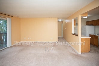 115 Claire Ct in Blackwood, NJ - Building Photo - Building Photo