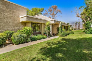 68882 Cll Mula in Cathedral City, CA - Building Photo