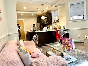 1340 Commonwealth Ave in Boston, MA - Building Photo - Building Photo