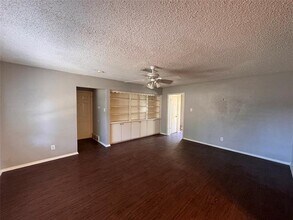 11229 Buchanan Dr in Dallas, TX - Building Photo - Building Photo