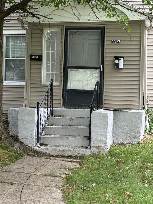 property at 3327 Yorkshire Rd