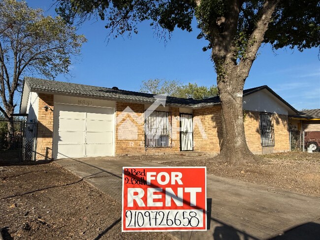 5331 Bakersfield St in San Antonio, TX - Building Photo - Building Photo