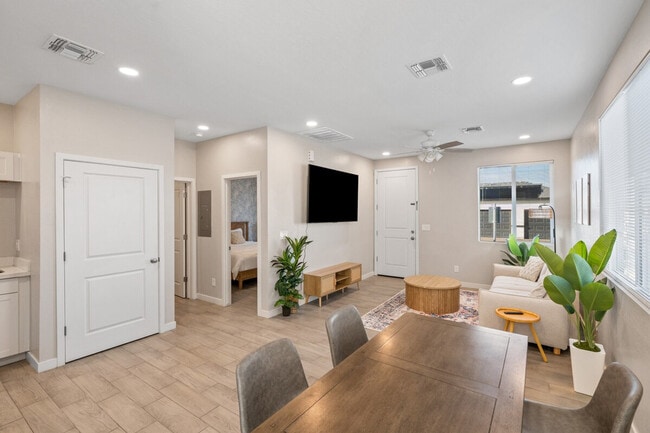 property at 6606 W Paradise Ln