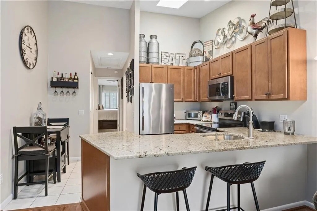 783 Williamsburg Cir in Warwick, RI - Building Photo