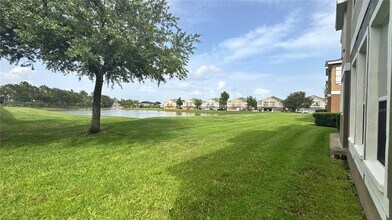 2045 Estancia Cir in Kissimmee, FL - Building Photo - Building Photo