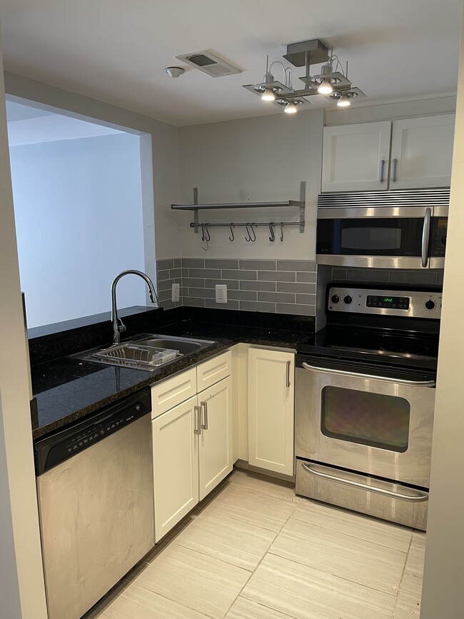property at 1150 K St NW