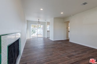 6324 Goodland Ave in Los Angeles, CA - Building Photo - Building Photo