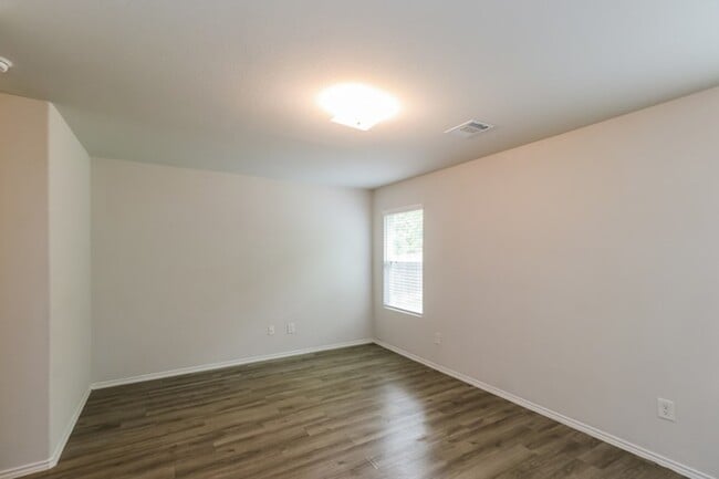 property at 2722 Madison Ct