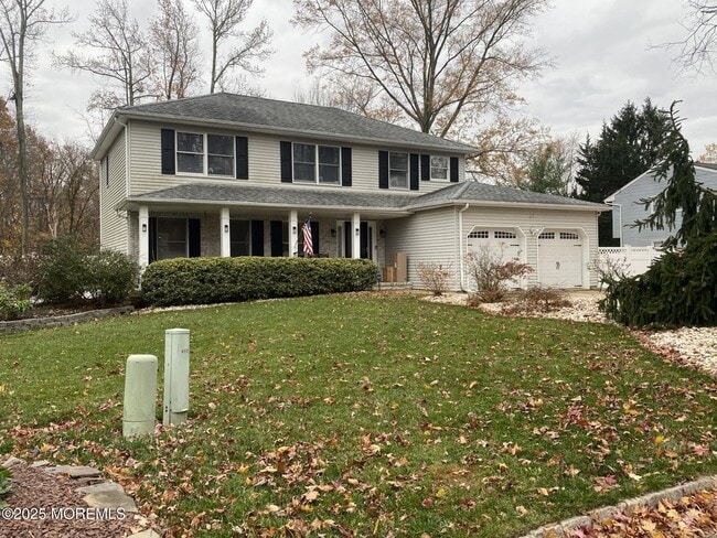 11 Walnut Ct in Matawan, NJ - Building Photo - Building Photo