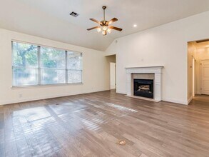 11317 Rockwell Ct in Austin, TX - Building Photo - Building Photo