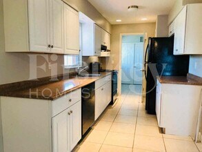 112 Stafford Pl in Lehigh Acres, FL - Building Photo - Building Photo