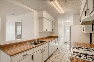 905 Chisholm Cove in Round Rock, TX - Building Photo - Building Photo