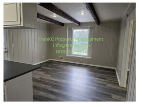 1860 E 76th St in Kansas City, MO - Building Photo - Building Photo