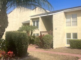 3417 Clark Rd in Sarasota, FL - Building Photo