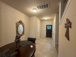 16020 Fountainview Dr in Montgomery, TX - Building Photo - Building Photo