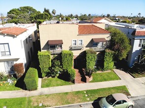 636 N Spaulding Ave in Los Angeles, CA - Building Photo - Building Photo