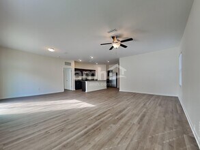 11504 Bryce Canyon Ln in Gibsonton, FL - Building Photo - Building Photo