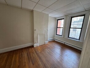 2 Harvard St in Cambridge, MA - Building Photo - Building Photo