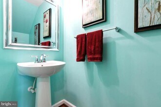 21584 Zuknick Terrace in Ashburn, VA - Building Photo - Building Photo