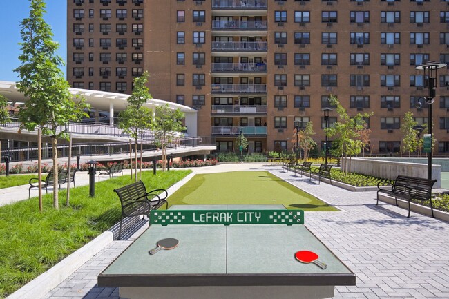 LeFrak City in Corona, NY - Building Photo - Building Photo