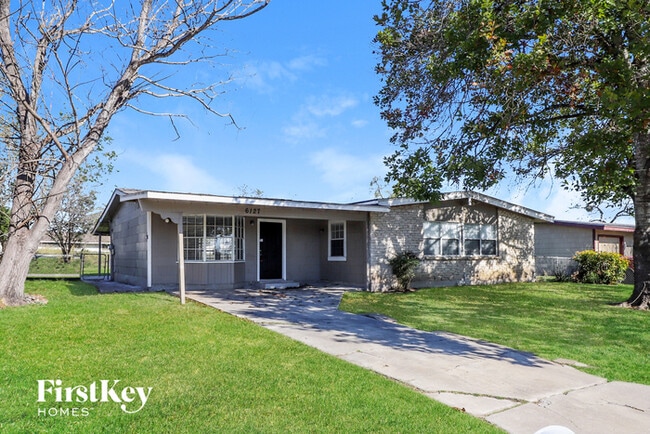 6127 Bright Valley Dr in San Antonio, TX - Foto de edificio - Building Photo