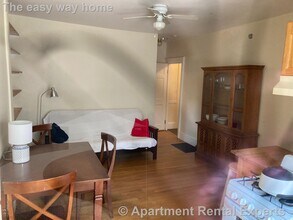 28 Cogswell Ave in Cambridge, MA - Building Photo - Building Photo