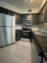 3927 Atrium Dr in Orlando, FL - Building Photo - Building Photo