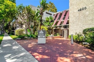 4900 Overland Ave, Unit 214 in Culver City, CA - Building Photo