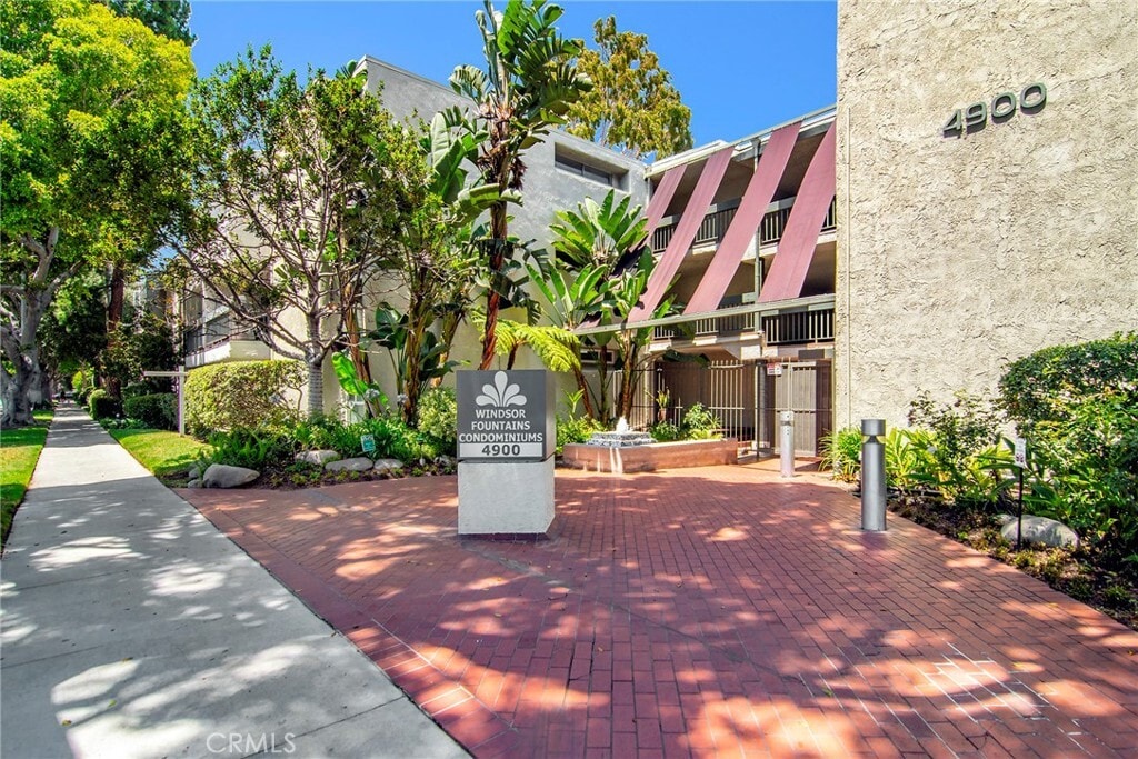 4900 Overland Ave, Unit 214 in Culver City, CA - Foto de edificio