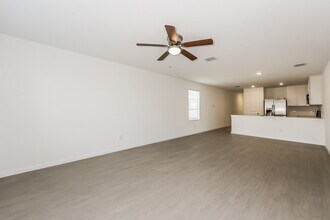 110 Willow Wy in Wilmer, TX - Building Photo - Building Photo