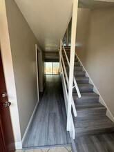916 S. Marguerita Avenue in Alhambra, CA - Building Photo - Interior Photo
