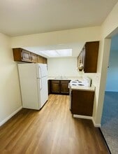 807 Mitchell Ave, Unit Apt. 26 in Beverly, OH - Building Photo - Building Photo