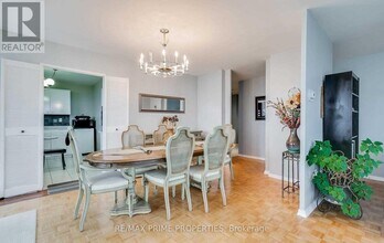 115 Antibes Dr in Toronto, ON - Building Photo - Building Photo