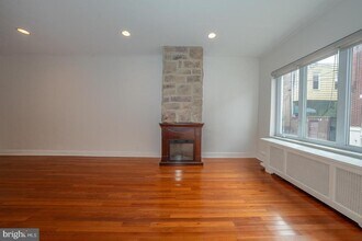 2345 S Carlisle St in Philadelphia, PA - Building Photo - Building Photo