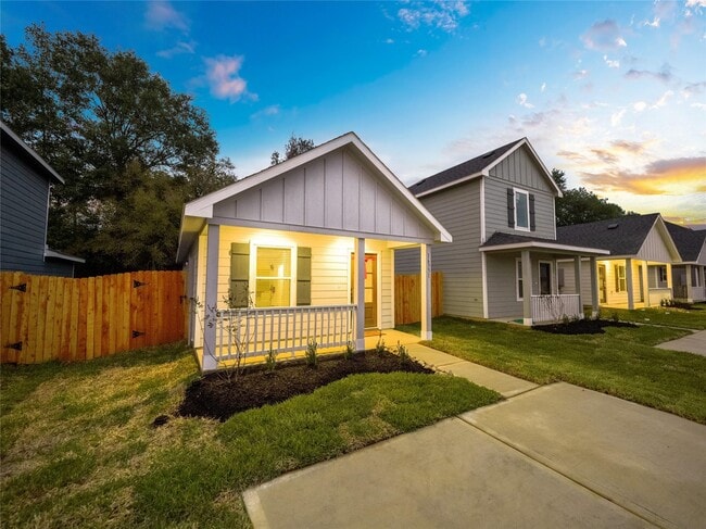 property at 16331 Jasmine Marie Pl