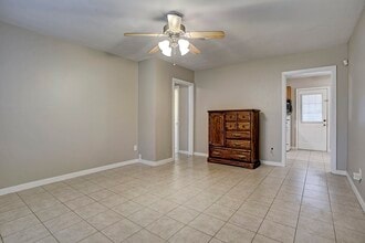 6713 Barney Rd in Houston, TX - Building Photo - Building Photo