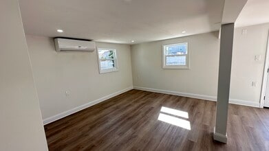 37 Martha St in Freeport, NY - Building Photo - Building Photo