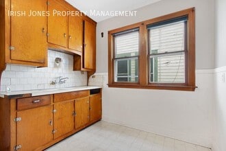 104 Grote St-Unit -Lower Front in Buffalo, NY - Building Photo - Building Photo