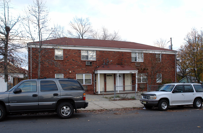 337 Madison Ave in Paterson, NJ - Building Photo - Building Photo