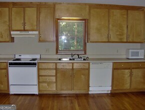 175 Inglewood Ave in Athens, GA - Building Photo - Building Photo