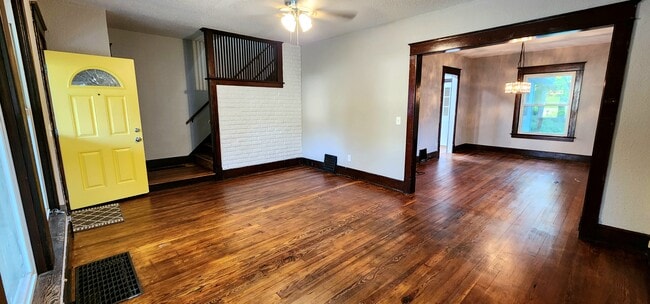 5537 Whiteford Rd in Sylvania, OH - Building Photo - Building Photo