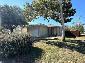 11600 Mary Hargrove Ln in Austin, TX - Building Photo - Building Photo