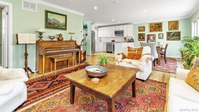 25 Mitchell Rd in Westhampton Beach, NY - Building Photo - Building Photo