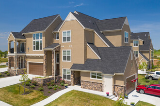 Mansions at Canyon Creek in Lenexa, KS - Building Photo - Building Photo