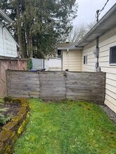 406 E 43rd St in Tacoma, WA - Building Photo - Building Photo