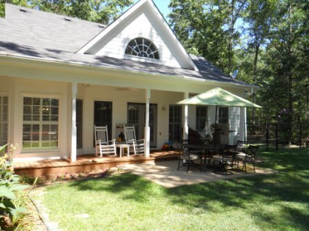 1261 Moores Ford Rd in Bogart, GA - Building Photo - Building Photo