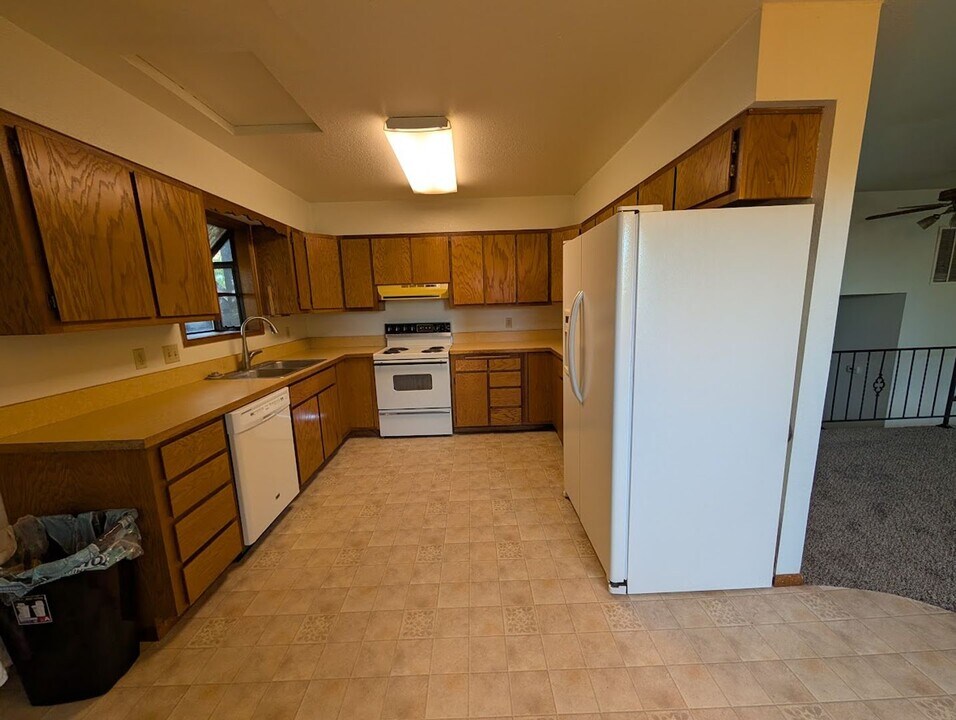 131 N Garden Ct in Lewiston, ID - Building Photo